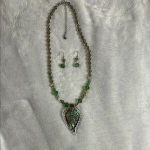 Vintage Green and Silver Necklace and Earring Set